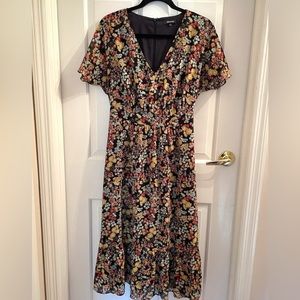 Madewell Dolman-Sleeve Ruffle-Hem Midi Dress in Flower Garden